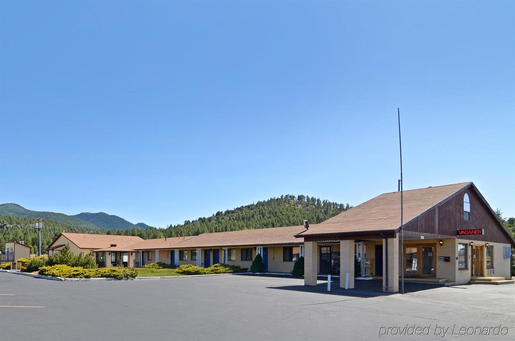 Super 8 By Wyndham Williams West Route 66 - Grand Canyon Area Exterior foto